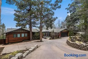 Bluebird Day - Trenton View, Experience luxury, 4-bedroom home in Bend, OR. Hot tub! - Image 2
