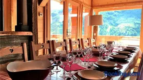 Chalet with Ski Slope Views, Jacuzzi & Cinema Room - Image 3