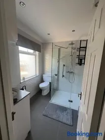 Large one bedroom beach apartment - Image 5