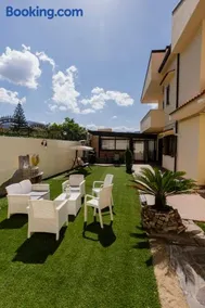 Luna di Sale - Romantic Sea Rooms & Apartments - Image 3