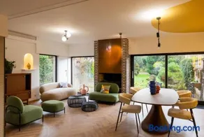 Maison modernisée au caractère 70ies - Image 1