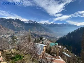1 BHK INDEPENDENT MUD HOUSE WITH NETFLIX, POWER BACKUP, WIFi ,BALCONY, KITCHEN - Image 1