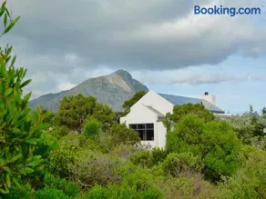 Sky house on Clarens - Image 1