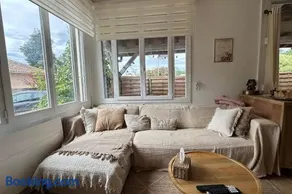 Apartment with a large terrace in Biganos - Image 3