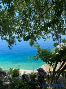 Seafront Vacation home "Tea" - Image 1
