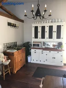 The Carriage House Flat - Downtown Paris Canada - Image 4