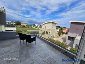 Angelo Apartments - Image 1