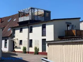 Über den Dächern der Stadt - Image 1