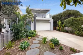Anderson Pool Premium Walk to Beach & Shops - Image 2