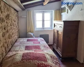 Maison Des Trois Soeurs - Image 4