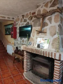 Casa Rural El Pajar Navaluenga - Image 1