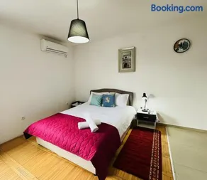 Alice's Home - Image 3