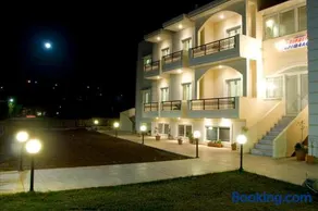 Garifalo Apartments - Image 1