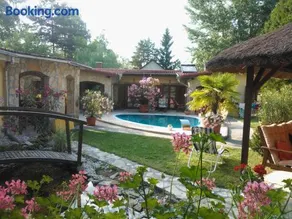 Mediterrán Apartmanház Szántód - Image 1