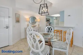 Beach Club 416 - Image 3