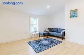 154 Quite & Bright & Spacious Apt in Brighton - Image 1