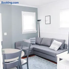 Historic peaceful apartment - Image 4