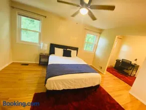 Master private bedroom and bathroom - Ensuite #5 - Image 5