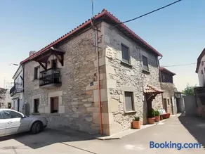 Charming House in Pereña de la Ribera - Image 1