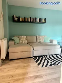 Cozy Independent guest apartment, free parking - Image 3
