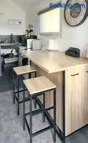 Studio cosy au cœur de Ploërmel - 20 m² avec terrasse - Image 2