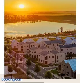 Lake side story - Image 1