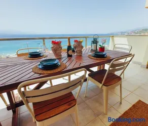 Luxury Apartment - Image 3