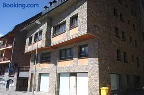 Apartamentos Borruscall - Image 3