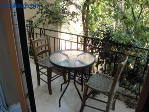 Vazakas Rooms - Image 1