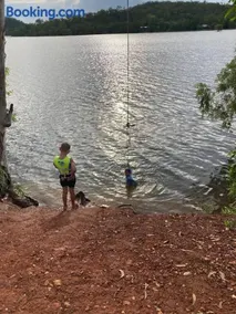 Black Wattle Bungalow 30 Lake Bennett - Image 3