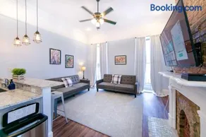 Claiborne Historic Victorian Mansion Historic Getaways W Pool - Image 2
