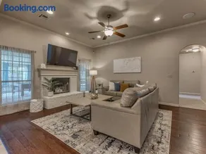 Elegant Comfort in Jenks! - Image 1