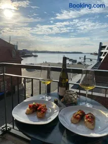 Meerblick, Balkon und private Sauna im historischen Getreidespeicher - Image 2