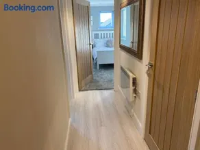 Newly Refurbished Entire Apartment - South Gosforth, Newcastle - Image 2