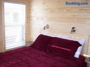 Russian River Camping Resort Cottage 7 - Image 3