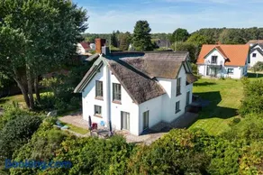 Reetdachhaus im Fischerdorf - Image 1