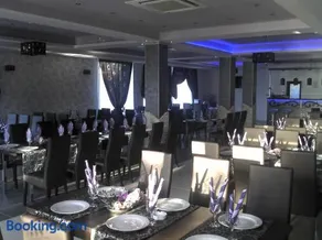 Best Hotel - Image 3