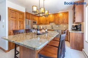 Luxury Seven Springs Condo- 3 Bed & Loft, 3 Bath - Image 1