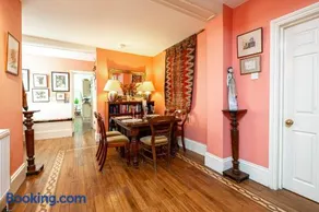 AVAL Elegant 2 bed near Hampstead and Camden, sleeps 4 - Image 3