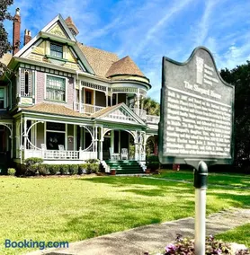 The Kate Shepard House - Image 2