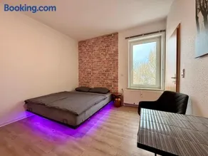 Stadtmitte im Zentrum von Itzehoe aber ruhig - Image 3