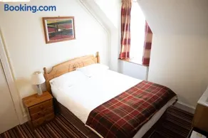 Ord Arms Hotel - Image 4