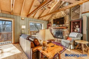 The BearFoote Chalet - Image 2