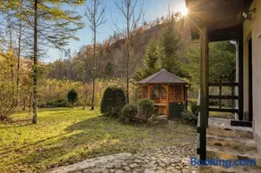 Cabin by the river Polhov Gradec - Image 4