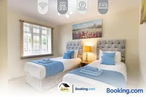3 Bedroom House By B and R Serviced Accommodation Amesbury With Wifi & Free Parking - Image 1