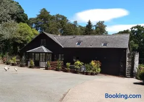 Sheep Dip Cottage - 5* Cyfie Farm, with log burner and private hot tub - Image 1