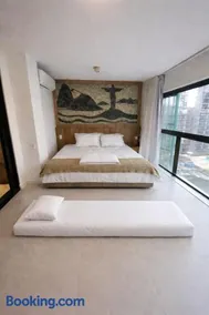 High-End Studios Between Ipanema & Copacabana - Luggage Storage - Image 5