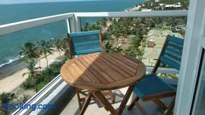 PL BEACH FRONT APARTMENT - Image 5