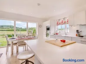 3 Bed in Hay On Wye oc-77381 - Image 2