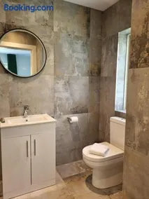 Hidden Acres- Deluxe Double Room - Image 4